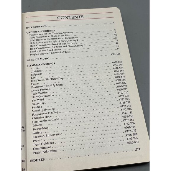 With one voice book Augsburg Fortress paperback copyright 1995 English READ - Picture 6 of 6